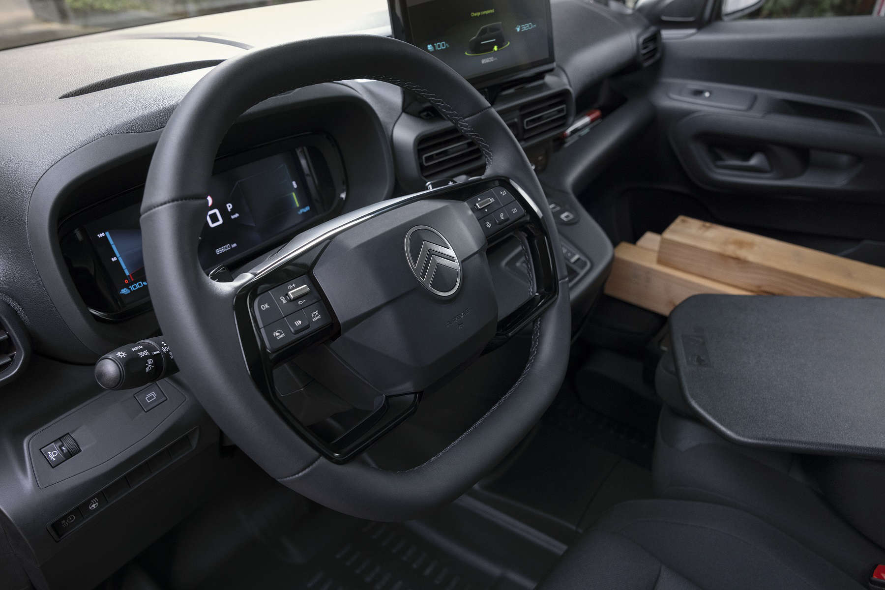 Новий CITROЁN Berlingo, кермо