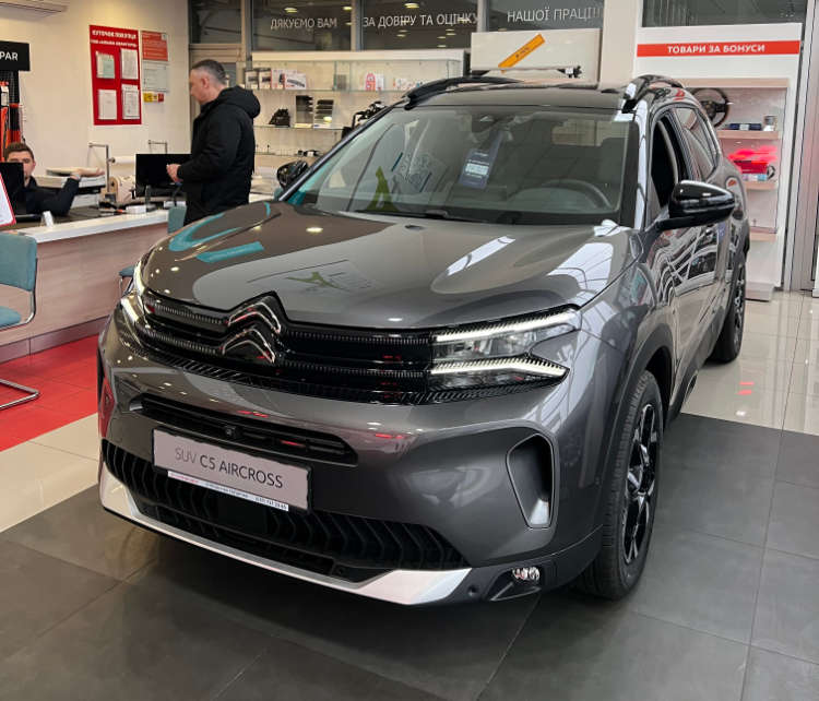 Citroën C5 Aircross в автосалоні